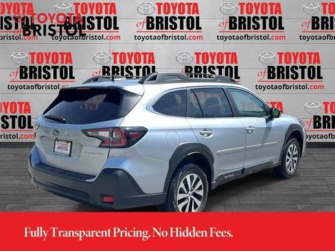 Used 2025 Subaru Outback Premium w/ Popular Package #1 AWD/4WD image 3