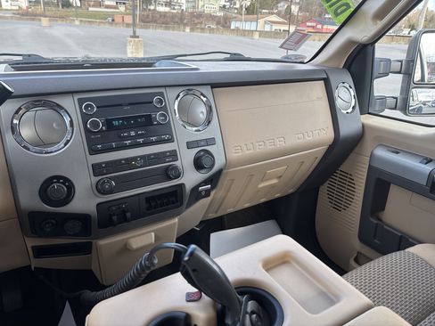 Used 2016 Ford F350 XLT w/ XLT Value Package image 20