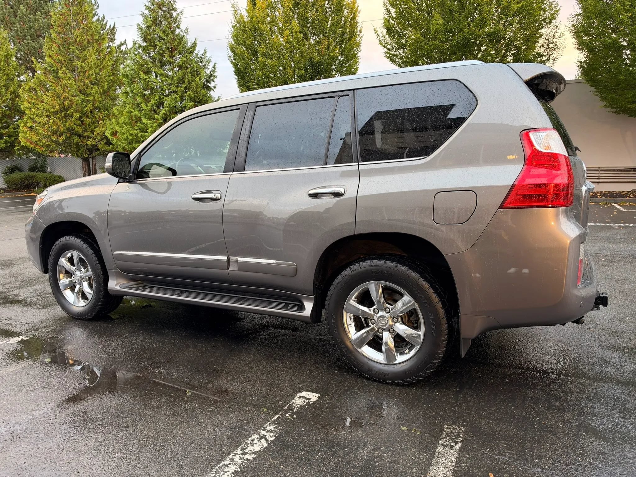 Used 2013 Lexus GX 460 w/ Comfort Plus Pkg AWD/4WD image 9