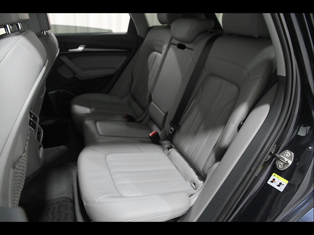 Used 2019 Audi Q5 Prestige w/ Prestige Package AWD/4WD image 19