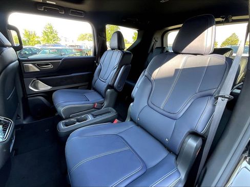 New 2026 INFINITI QX80 4WD w/ Sport Exterior Package image 10