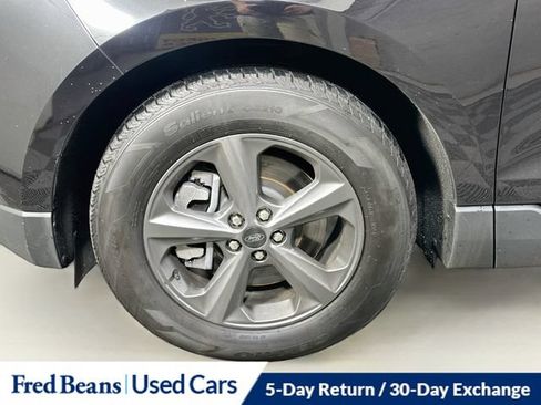 Used 2022 Ford Edge SEL w/ Sport Appearance Package AWD/4WD image 37