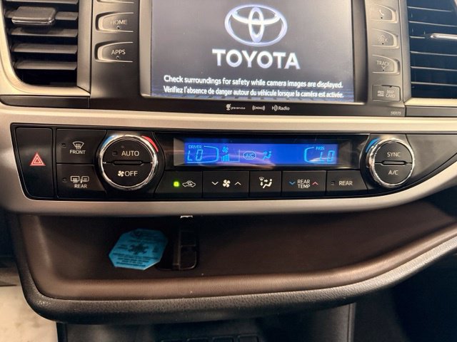 Used 2017 Toyota Highlander XLE w/ Protection Package #3 AWD/4WD image 14
