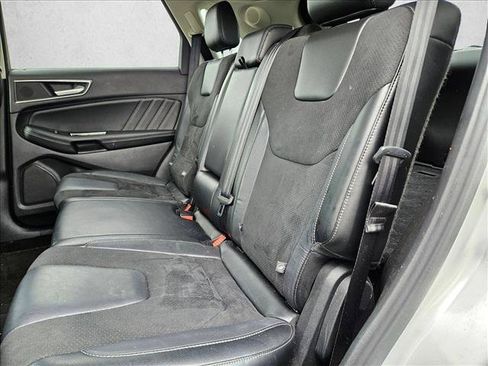 Used 2015 Ford Edge Sport w/ Equipment Group 401A AWD/4WD image 17