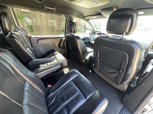 Used 2020 Dodge Grand Caravan GT FWD image 27
