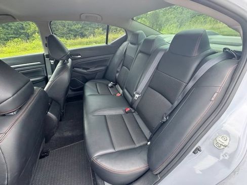 Used 2023 Nissan Altima 2.5 SR FWD image 15
