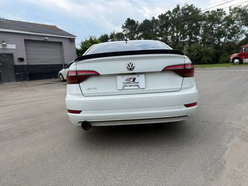 Used 2019 Volkswagen Jetta S FWD image 5