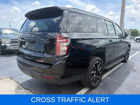 Used 2024 Chevrolet Suburban RST w/ Luxury Package RWD image 5