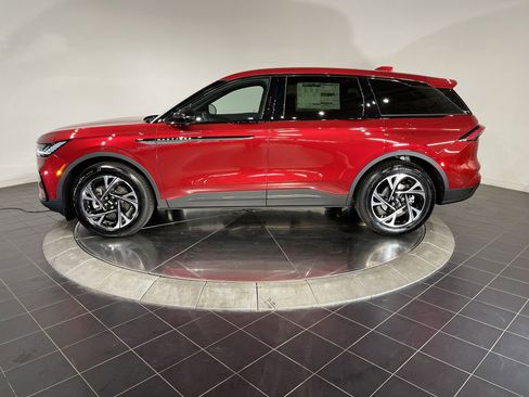 New 2024 Lincoln Nautilus Premier w/ Equipment Group 102A image 35