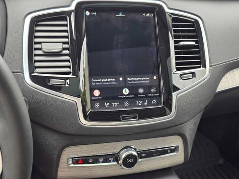 Certified 2024 Volvo XC90 T8 Ultimate w/ Protection Package Premier AWD/4WD image 27