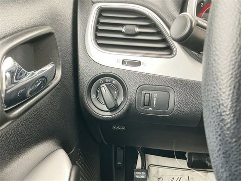 Used 2016 Dodge Journey SE image 20