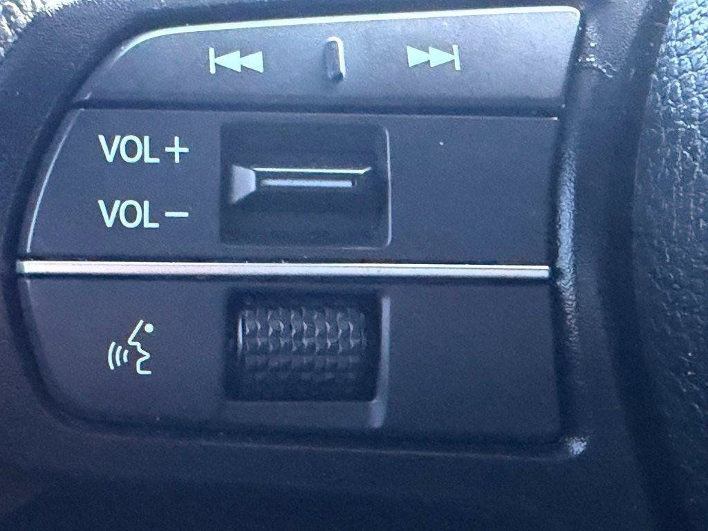 Certified 2025 Honda Accord SE image 19