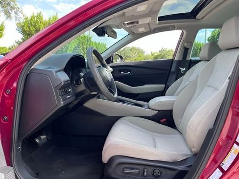 Used 2023 Honda Accord EX image 12