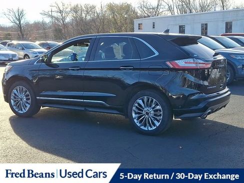 Certified 2022 Ford Edge Titanium w/ Equipment Group 301A image 7