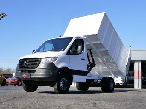 Used 2023 Mercedes-Benz Sprinter 3500 w/ Acoustic Package image 20