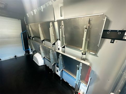 Used 2024 RAM ProMaster 3500 w/ Delivery Van Package image 21