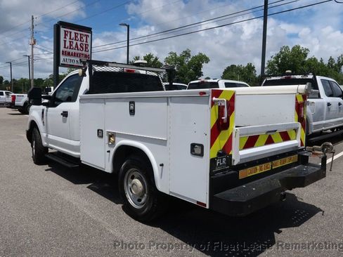 Used 2019 Ford F250 XL w/ Power Equipment Group RWD image 3