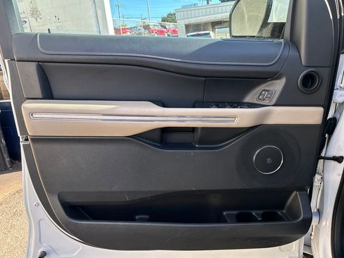 Certified 2024 Ford Expedition Max Limited image 9