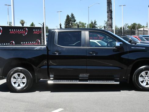 Used 2022 Chevrolet Silverado 1500 LT RWD image 9