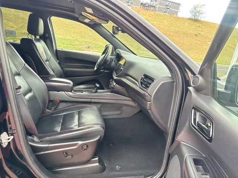 Used 2023 Dodge Durango GT image 28