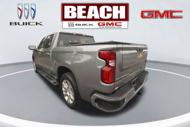 Used 2024 Chevrolet Silverado 1500 LTZ w/ Z71 Off-Road Package AWD/4WD image 5