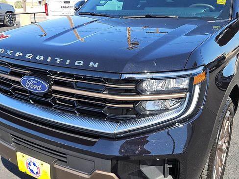 Used 2026 Ford Expedition King Ranch AWD/4WD image 5