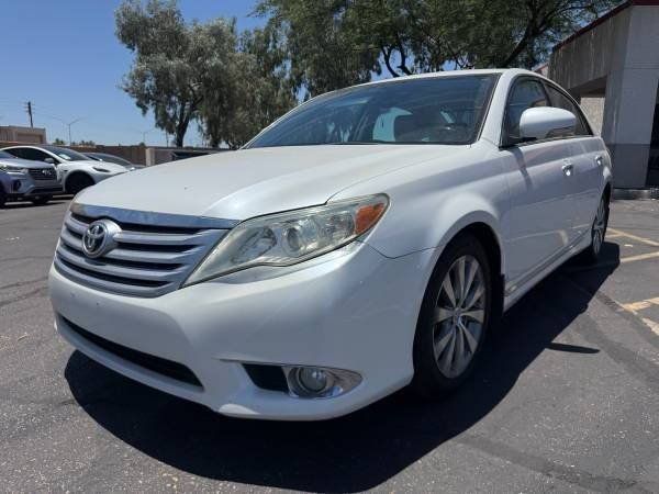 Used 2012 Toyota Avalon Limited FWD image 7