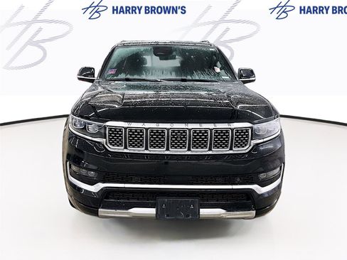 Used 2022 Jeep Grand Wagoneer Series III image 6