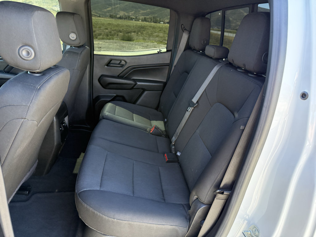 Used 2024 Chevrolet Colorado Trail Boss w/ Technology Package AWD/4WD image 30