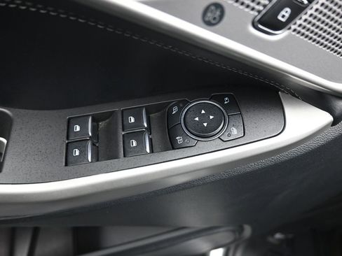 Used 2023 Ford Explorer Limited image 20