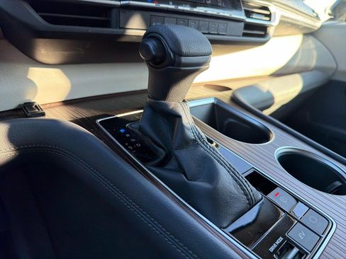 Used 2022 Toyota Sienna LE image 26