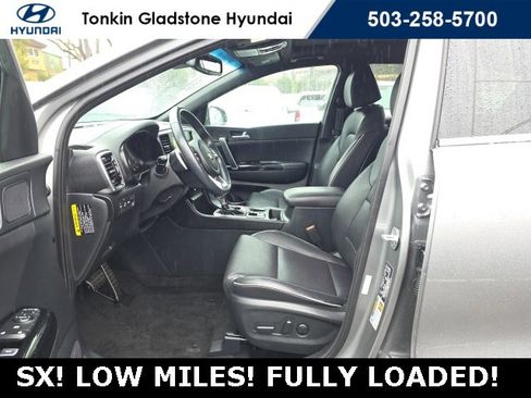 Used 2020 Kia Sportage SX image 9