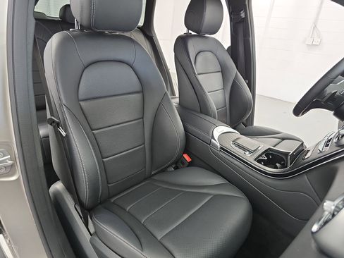 Certified 2021 Mercedes-Benz GLC 300 4MATIC image 10