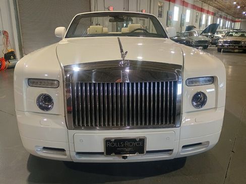 Used 2011 Rolls-Royce Phantom Drophead Coupe image 9