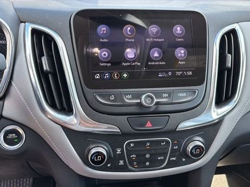 Used 2020 Chevrolet Equinox Premier image 18
