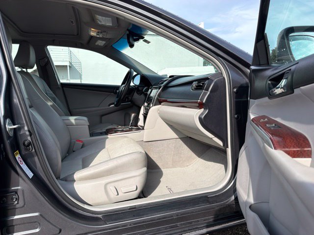 Used 2012 Toyota Camry XLE FWD image 9