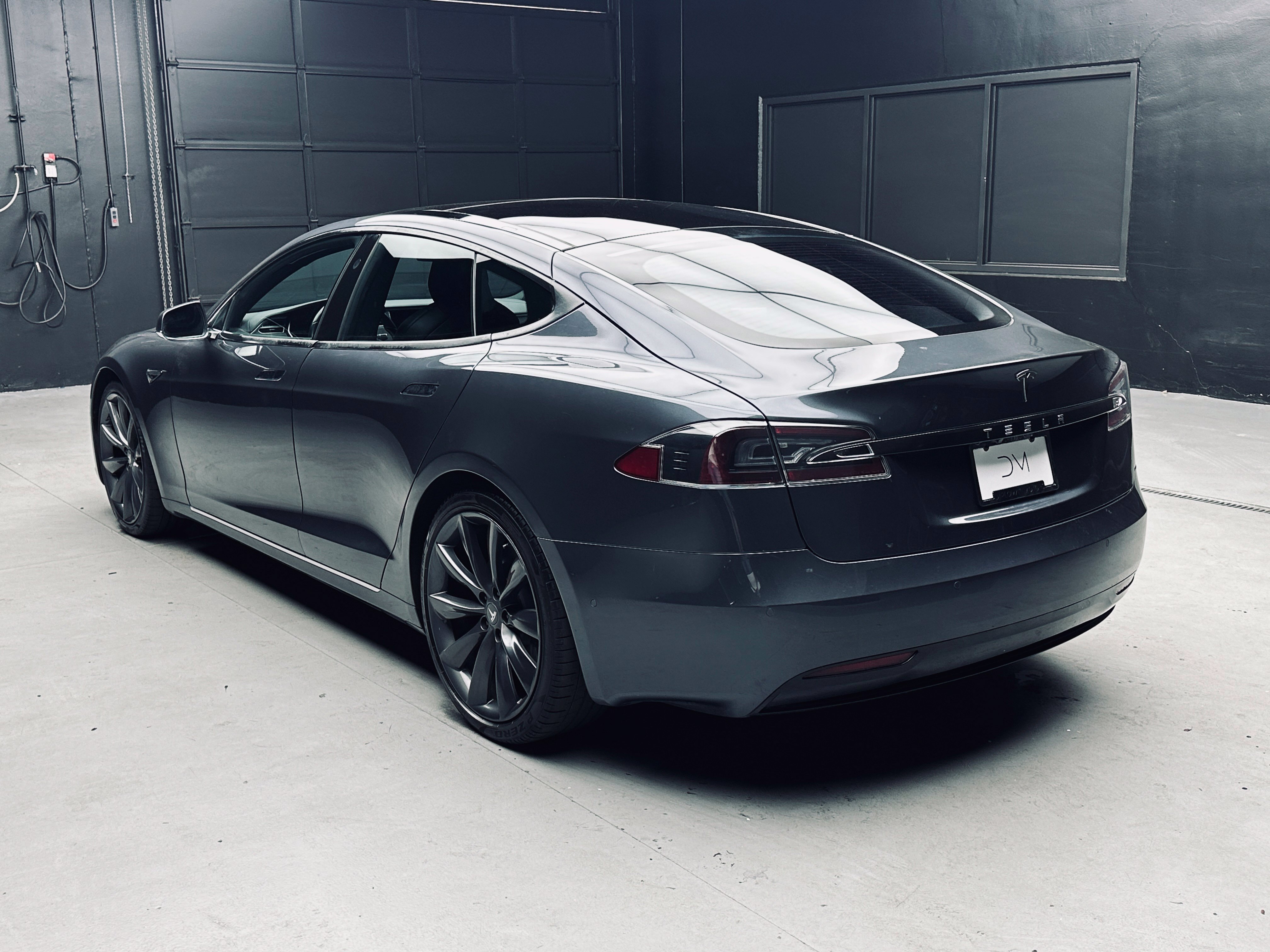 Used 2017 Tesla Model S 75D AWD/4WD image 5