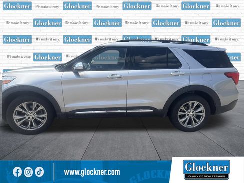 Used 2020 Ford Explorer XLT w/ Equipment Group 202A AWD/4WD image 9