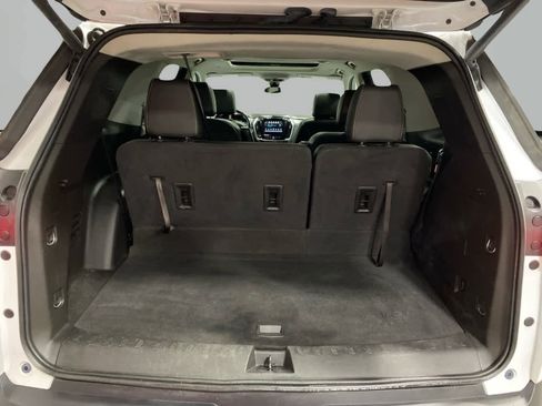 Used 2019 Chevrolet Traverse RS image 26