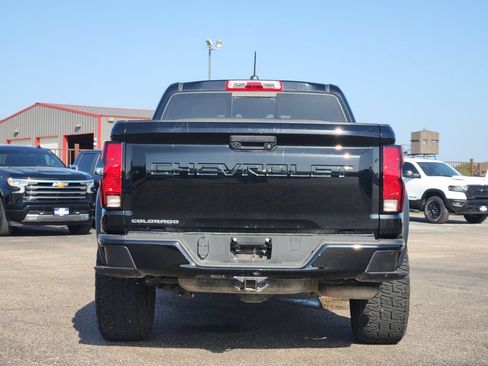 Used 2024 Chevrolet Colorado Trail Boss AWD/4WD image 6