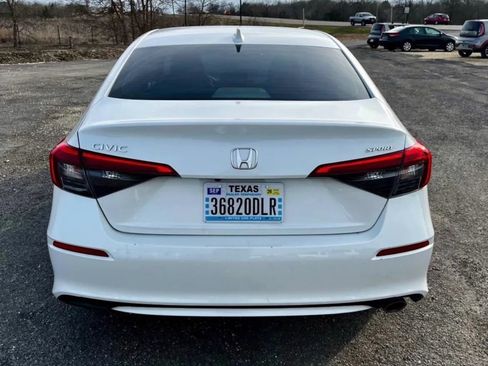 Used 2022 Honda Civic Sport image 4