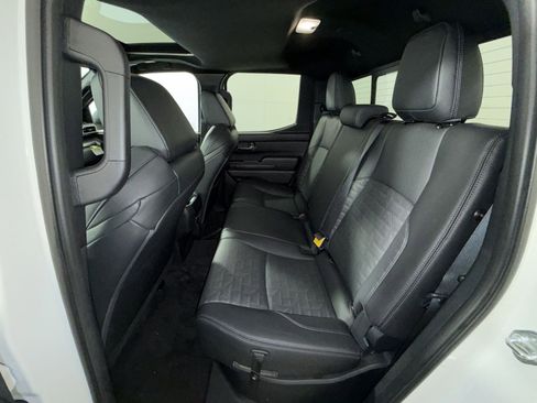 Used 2025 Toyota Tacoma TRD Off-Road w/ TRD Off Road Premium Package image 25