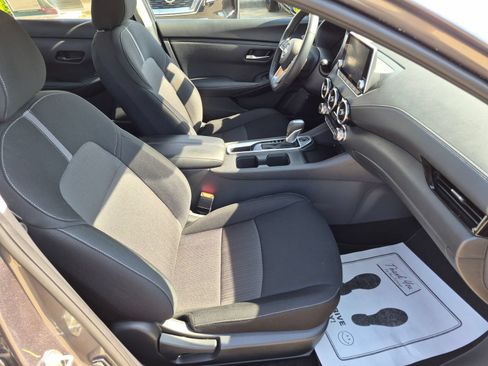 Certified 2025 Nissan Sentra SV w/ All-Weather Package FWD image 31