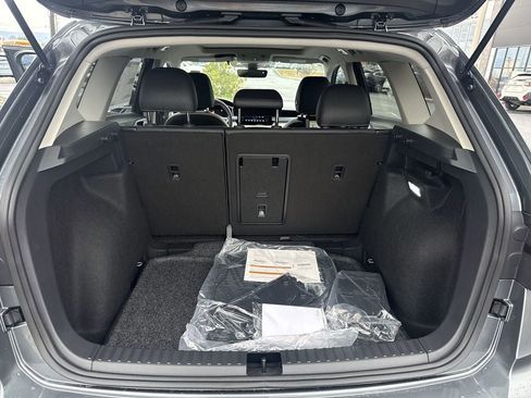 New 2026 Volkswagen Taos SE FWD image 45