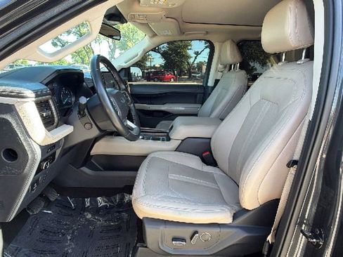 Used 2023 Ford Expedition Max Limited RWD image 16