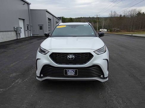 Used 2022 Toyota Highlander XSE image 3