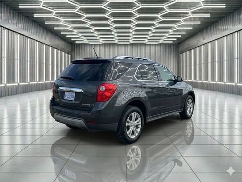 Used 2014 Chevrolet Equinox LTZ AWD/4WD image 2