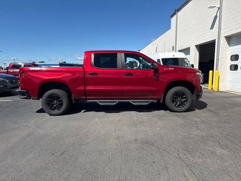 Used 2021 Chevrolet Silverado 1500 LT Trail Boss w/ Convenience Package II AWD/4WD image 4