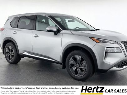 Used 2025 Nissan Rogue SV