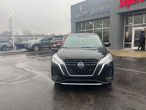 Used 2024 Nissan Kicks S image 13